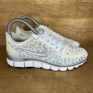 nike free run leopard